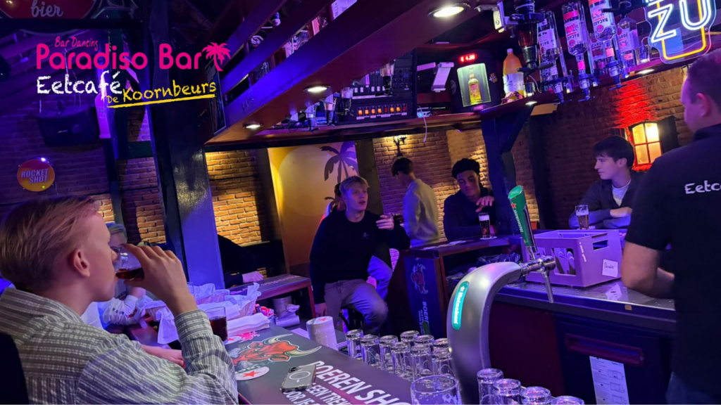 Teamuitje JO19 bij sponsor Paradiso Bar Kollum